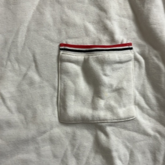 Forever 21 Crop sweatshirt - Picture 2 of 5